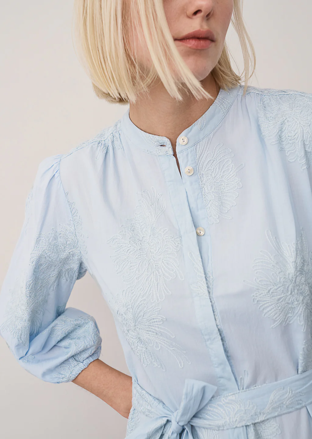 0039 Italy Milo Dress, Light Blue - Image 3