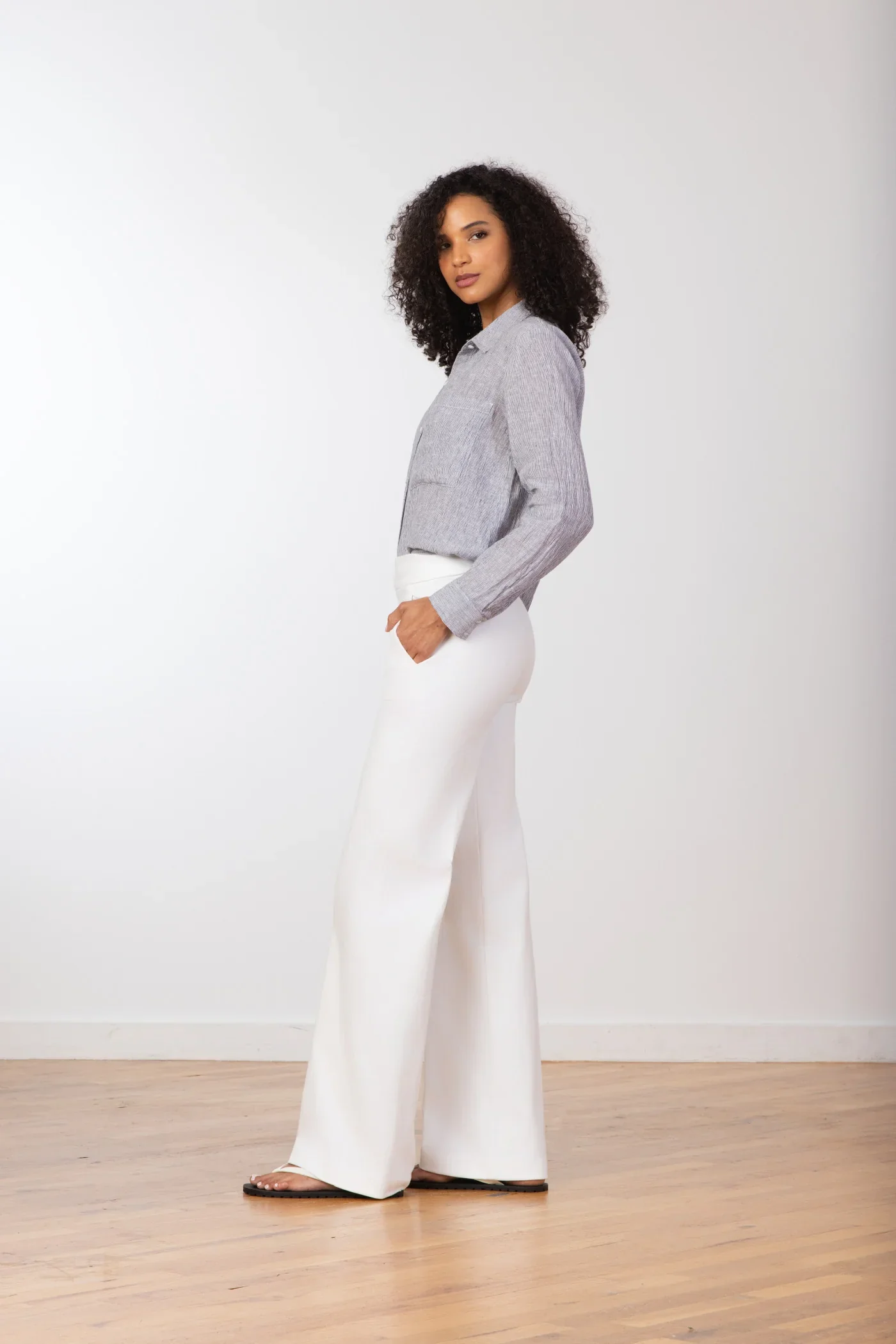 Avenue Montaigne Carla Denim Pants - Image 4