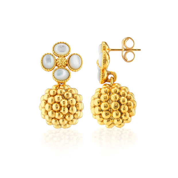 Capucine De Wulf Berry Clover Drop Earrings, Mother of Pearl - Image 3
