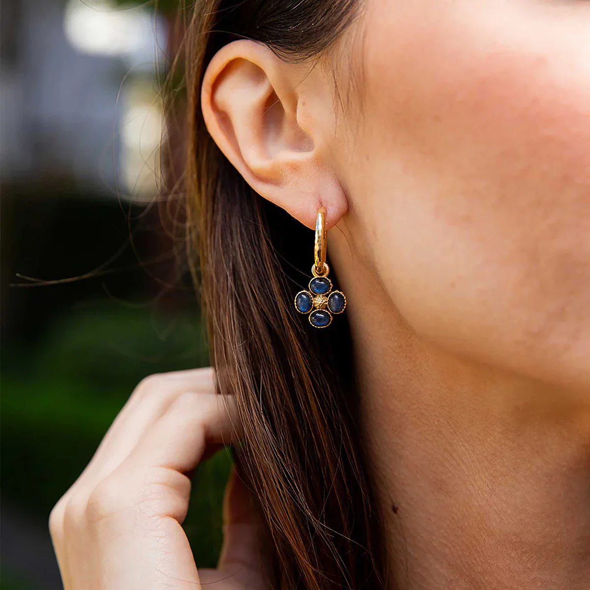 Capucine De Wulf Berry Clover Hoop Earrings with Double Sided Charms, Labradorite - Image 7