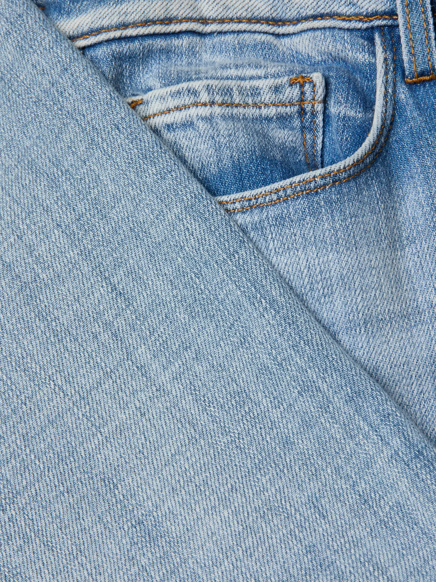 L'Agence Joanne Low Rise Wide Leg Jean - Image 10