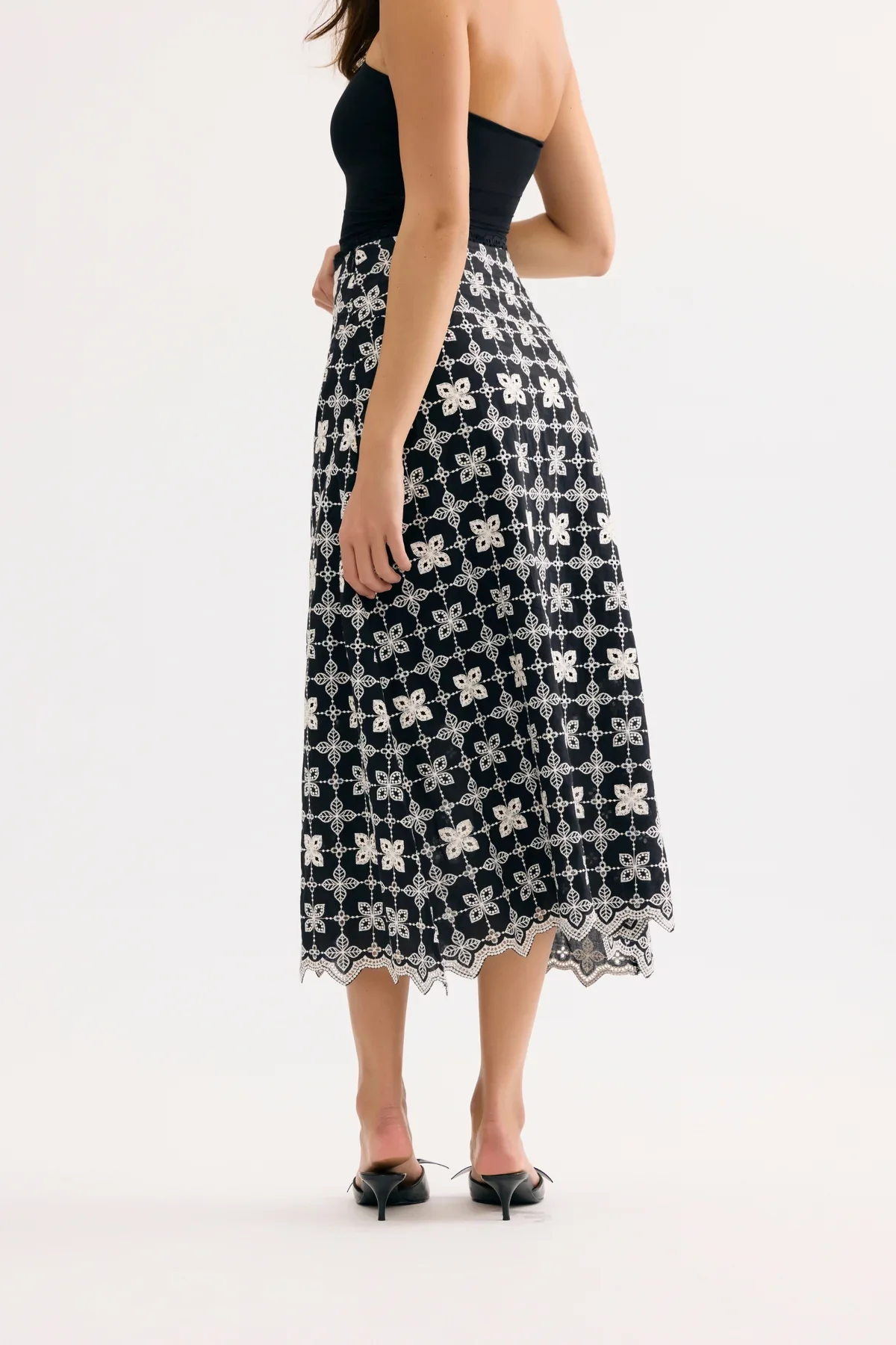 Leo & Ugo Embroidered Skirt - Image 5