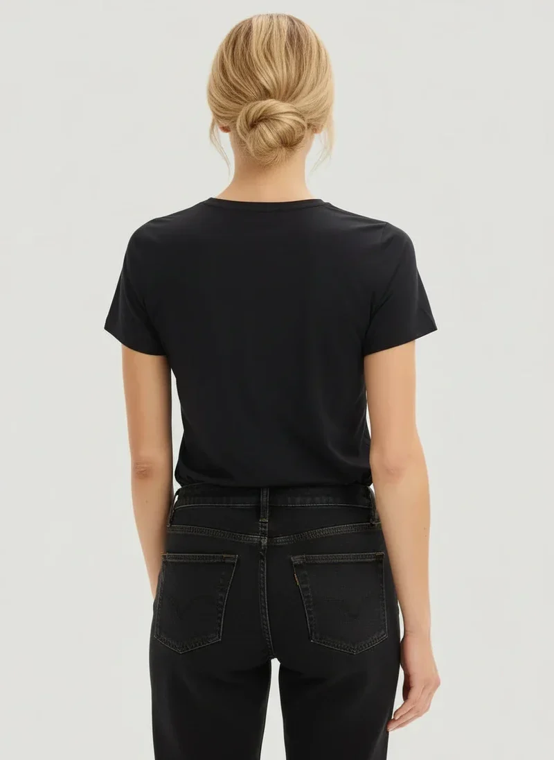 Majestic Filatures Jersey Stretch Short Sleeve Crewneck, Noir - Image 3