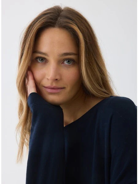 Majestic Filatures Organic Cotton/Cashmere Double Face Long Sleeve Semi Relaxed Crewneck - Image 4