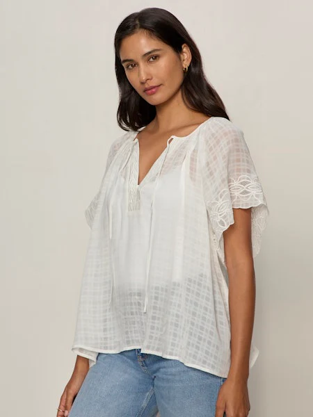 Sanctuary Easy Brunch Embroidered Blouse - Image 2